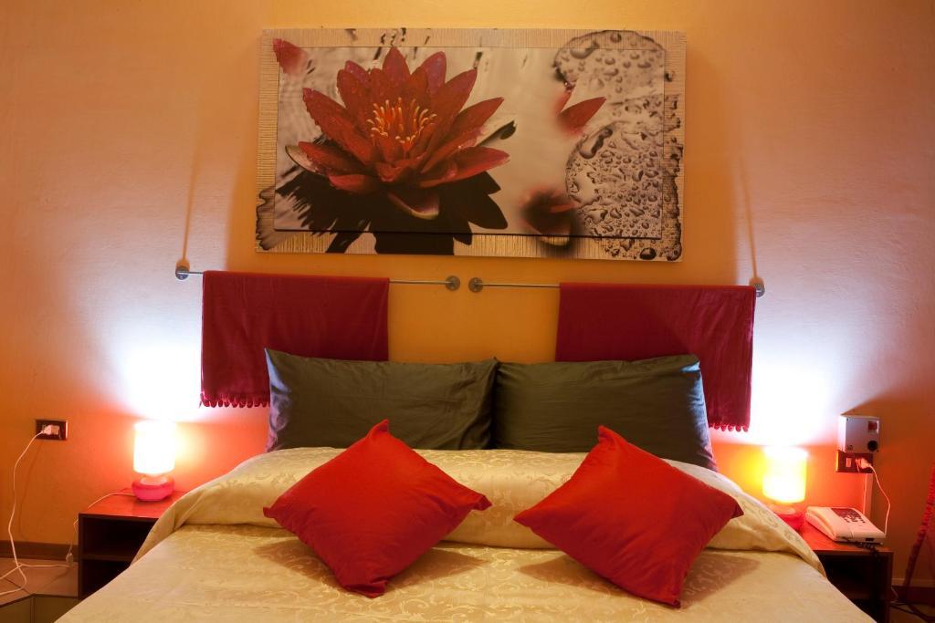 Hotel Centro Campi Bisenzio Habitación foto